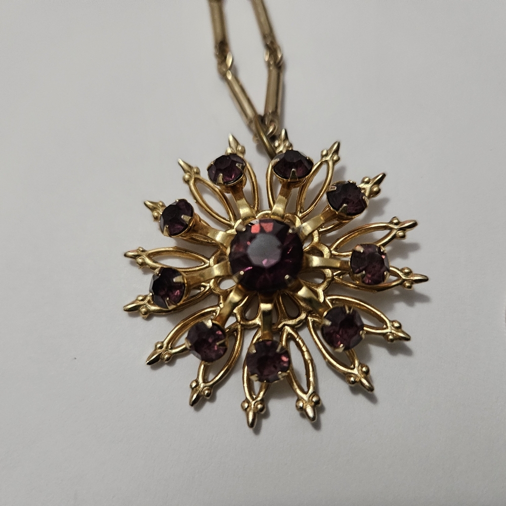 Vintage Ruby Rhinestone Brooch - Picture 10 of 10